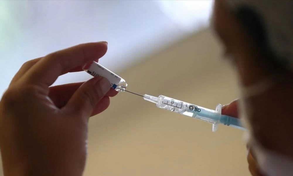 Εμβόλιο Sputnik V: Το ίδιο αποτελεσματικό για όλες τις ηλικίες